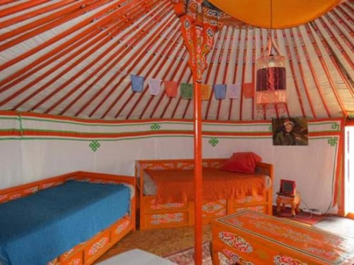 La Ferme Saint Jean - Les Yourtes Ξενοδοχείο Εξωτερικό φωτογραφία